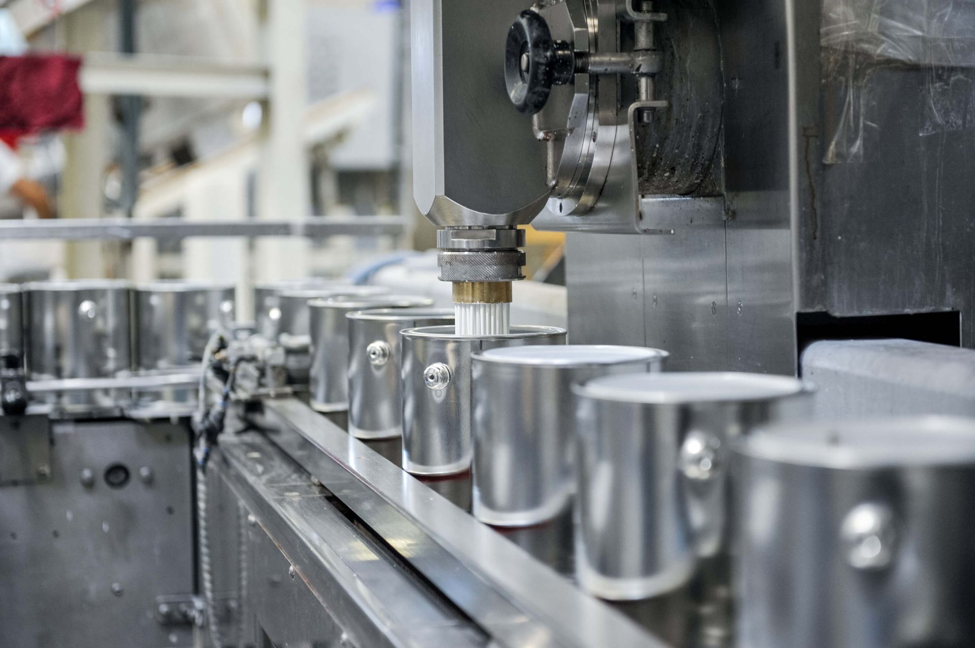 Production plant, the color canned fully automatically
